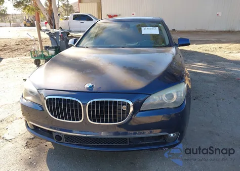 2009 BMW 750Li из США, поврежденный, VIN WBAKB83529CY59415
